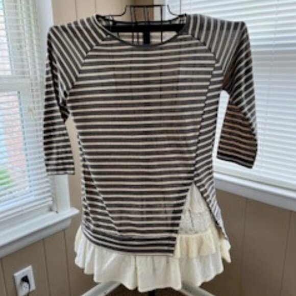 Umgee Gray & Cream Stripe 3/4 Sleeve Shirt Sz M - Picture 5 of 9
